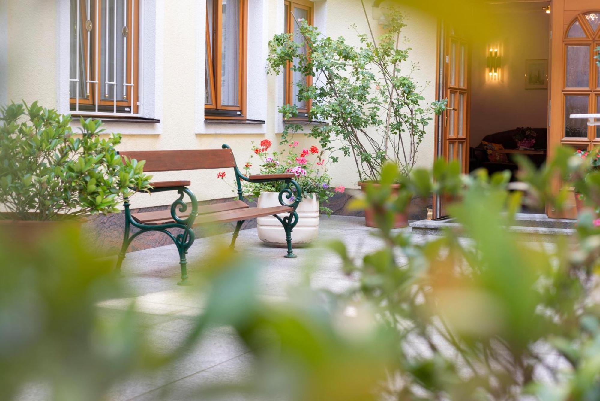 Fleger Appartements Vienna Luaran gambar